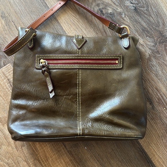 Dooney and Bourke brownish green hues shoulder/crossboy Florentine Leather Bag - Picture 6 of 17